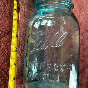 Bocal Mason bleu vintage de 1 litre (1 quart), objet de collection pour la mise en conserve des années 1920