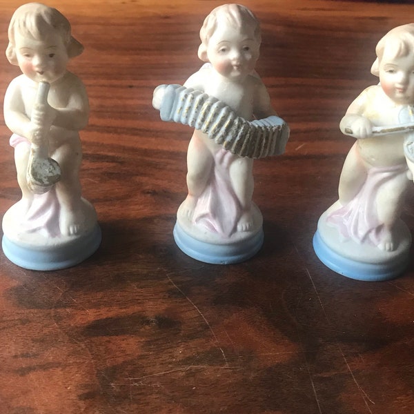 3 Ceramic Angel figurines 3.75” tall Made in Occupied Japan 1940-50’s