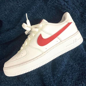 Custom Nike Air Force 1 One painted ‘Glitter Sparkle Red’ Swoosh