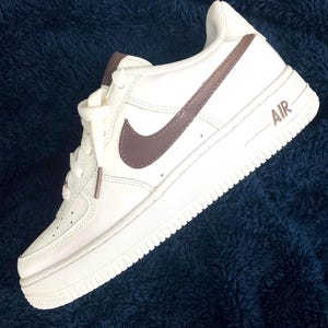 Custom Nike Air Force 1 One painted ‘Coffee Brown’ Swoosh