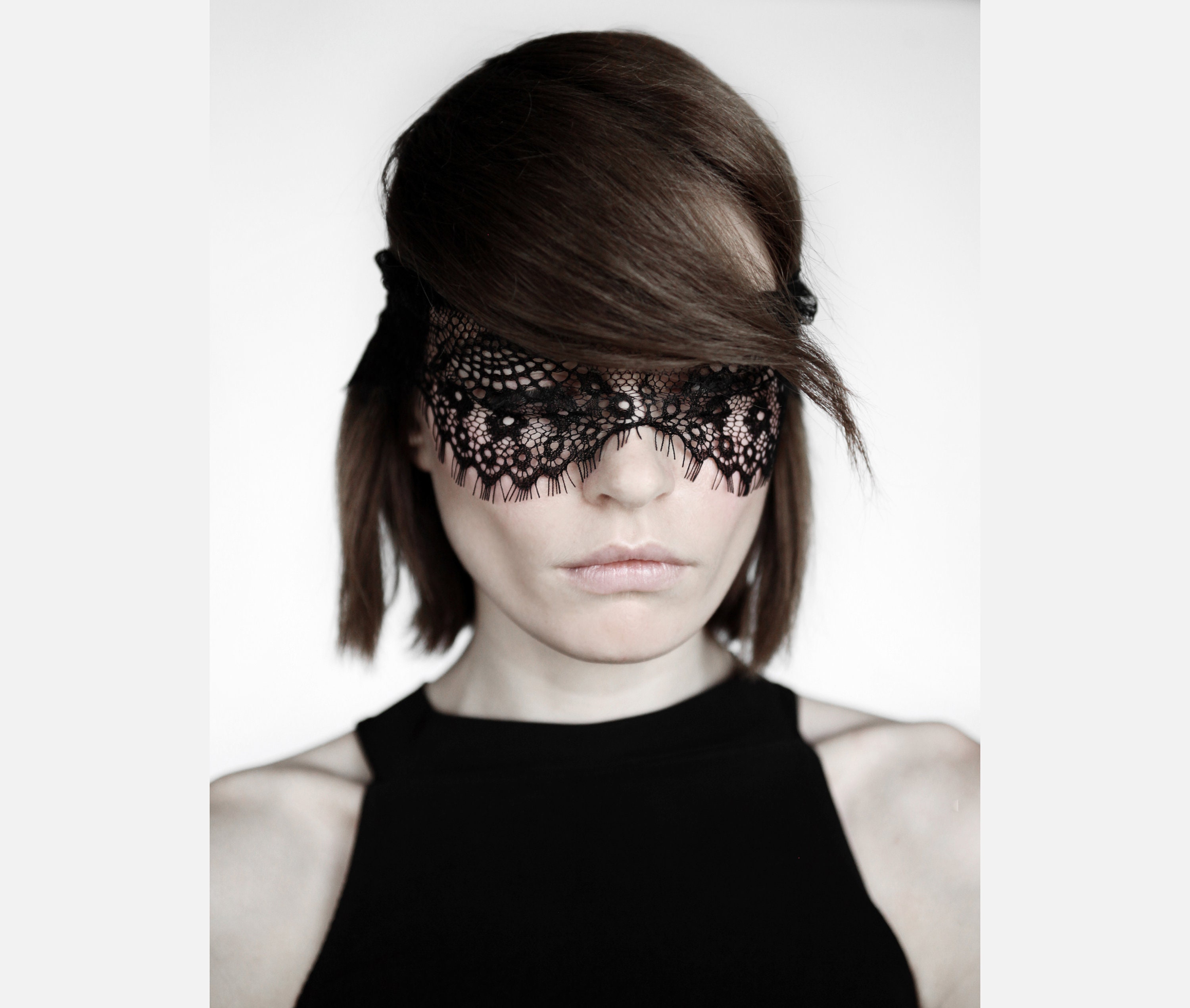 NEW Lady Sexy Lace Eye Mask Blindfolds Black White Cutout Patch