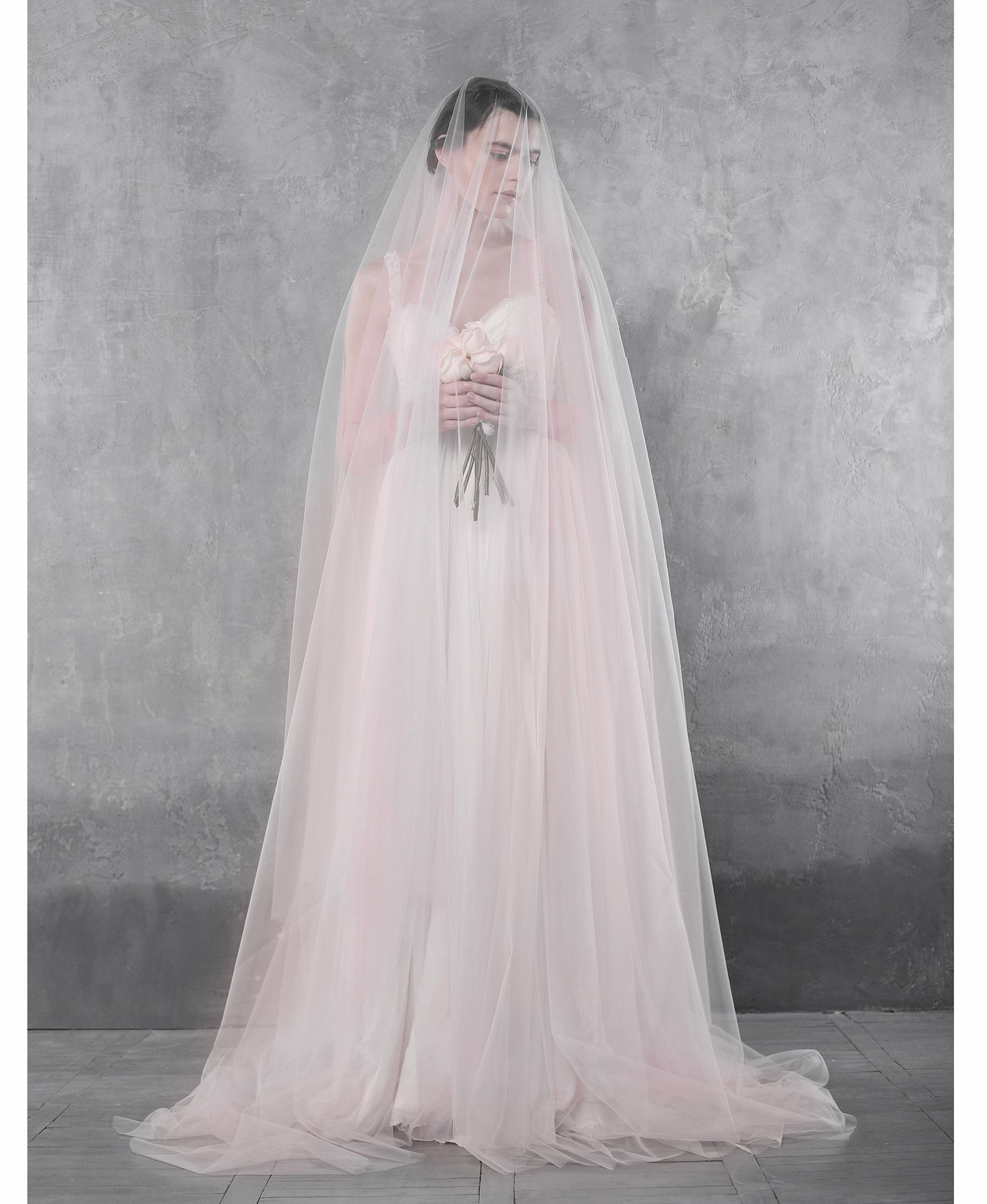 Soft tulle blush pink wedding veil / dusty rose Cathedral veil Etsy