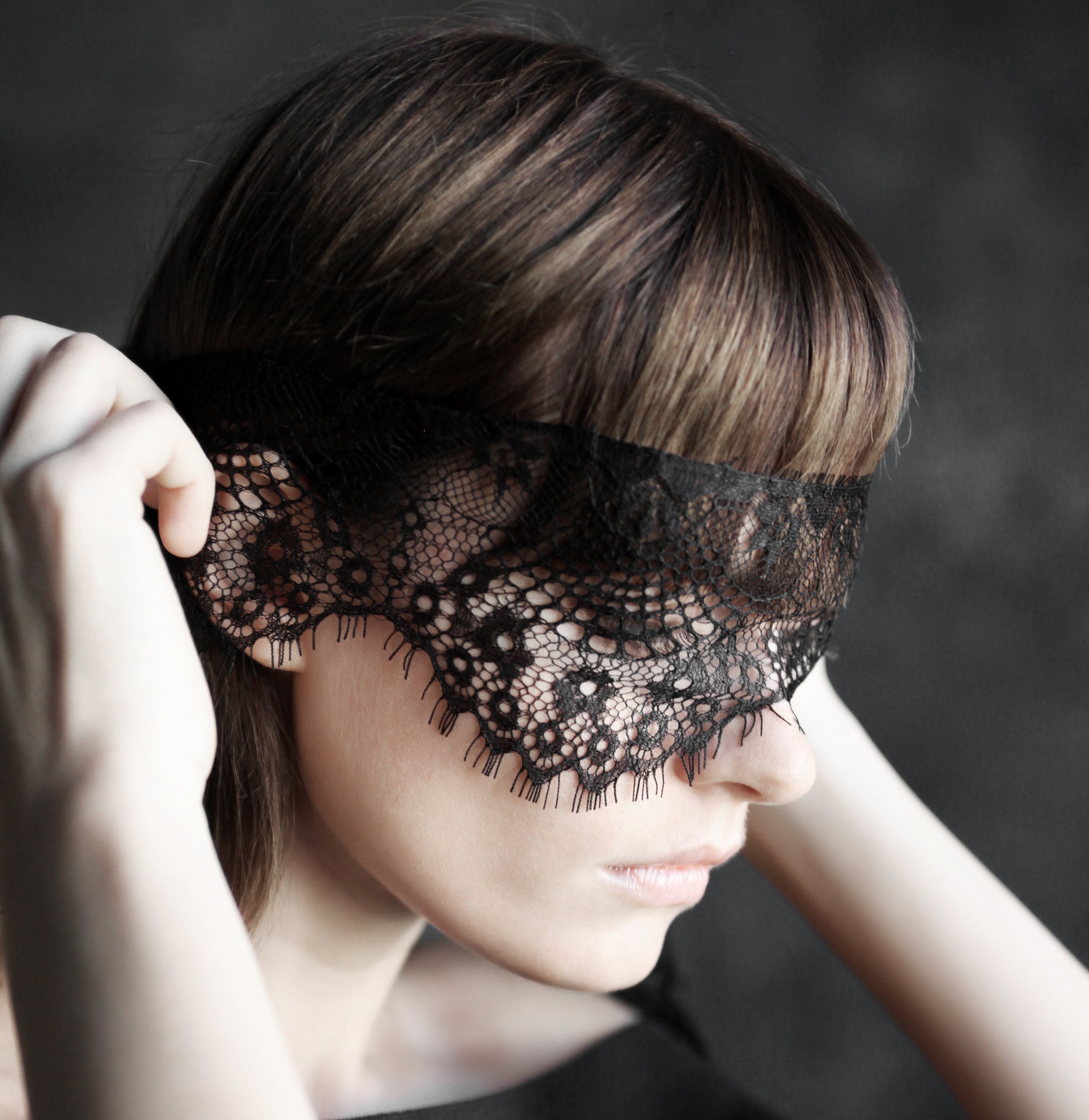 1pc Lady Sexy Lace Eye Mask Blindfolds Black White Cutout Patch