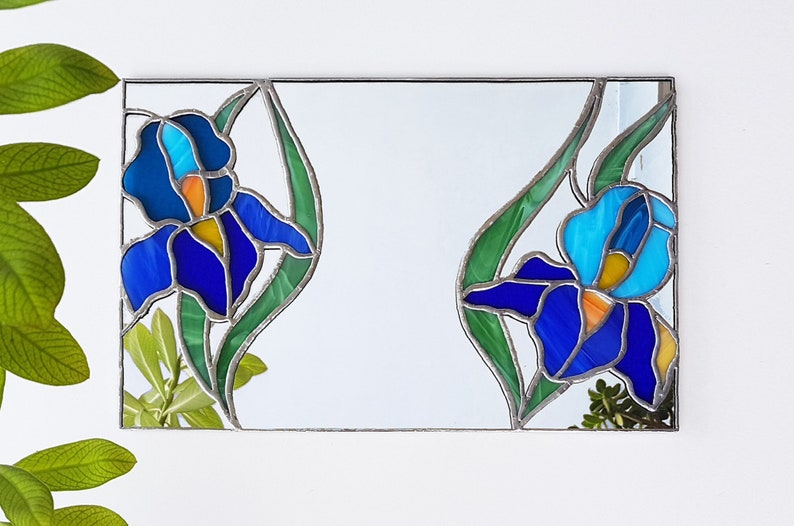 Wandhangende glazen spiegel met bloemenornament art nouveau stijl moderne inrichting afbeelding 1