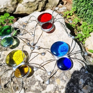 Figura de escarabajo de vitral: Escultura de insecto para jardín