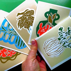 Geïnspireerde plantenkaarten uit het midden van de eeuw met geschenkdoos en stickers beschikbaar