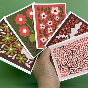 Conjunto de cartões florais Boho modernos de meados do século – designs botânicos retrô com envelopes, adesivos opcionais. Perfeito para amantes de artigos de papelaria estilosos