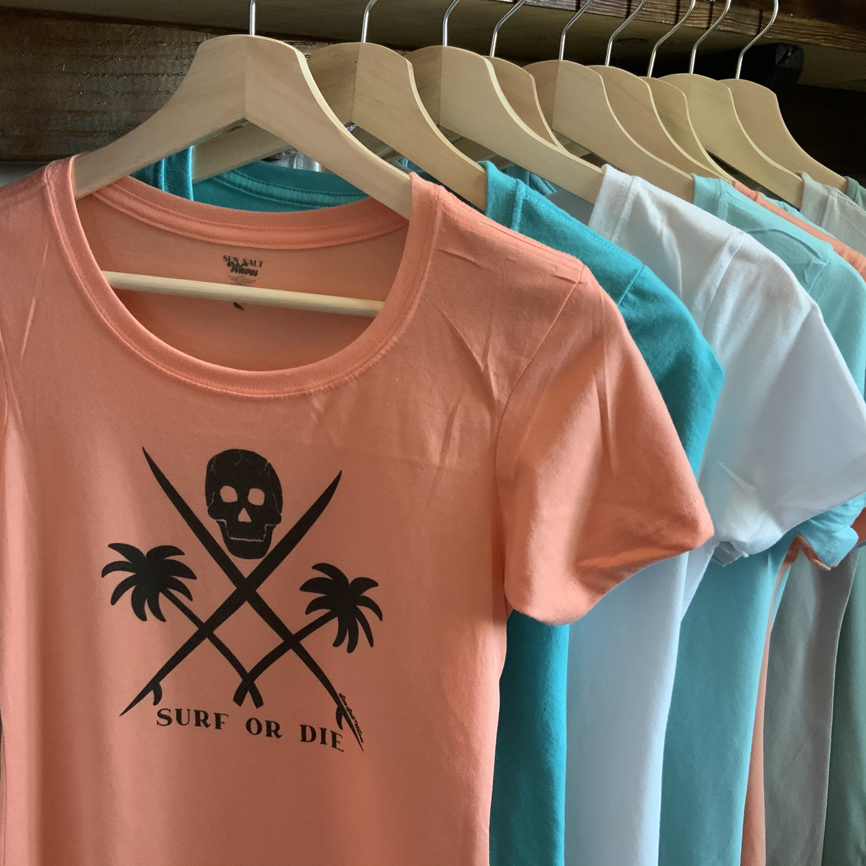 Surf or Die Tee Slim Fit Graphic Tee from Sun Salt Waves Arte original