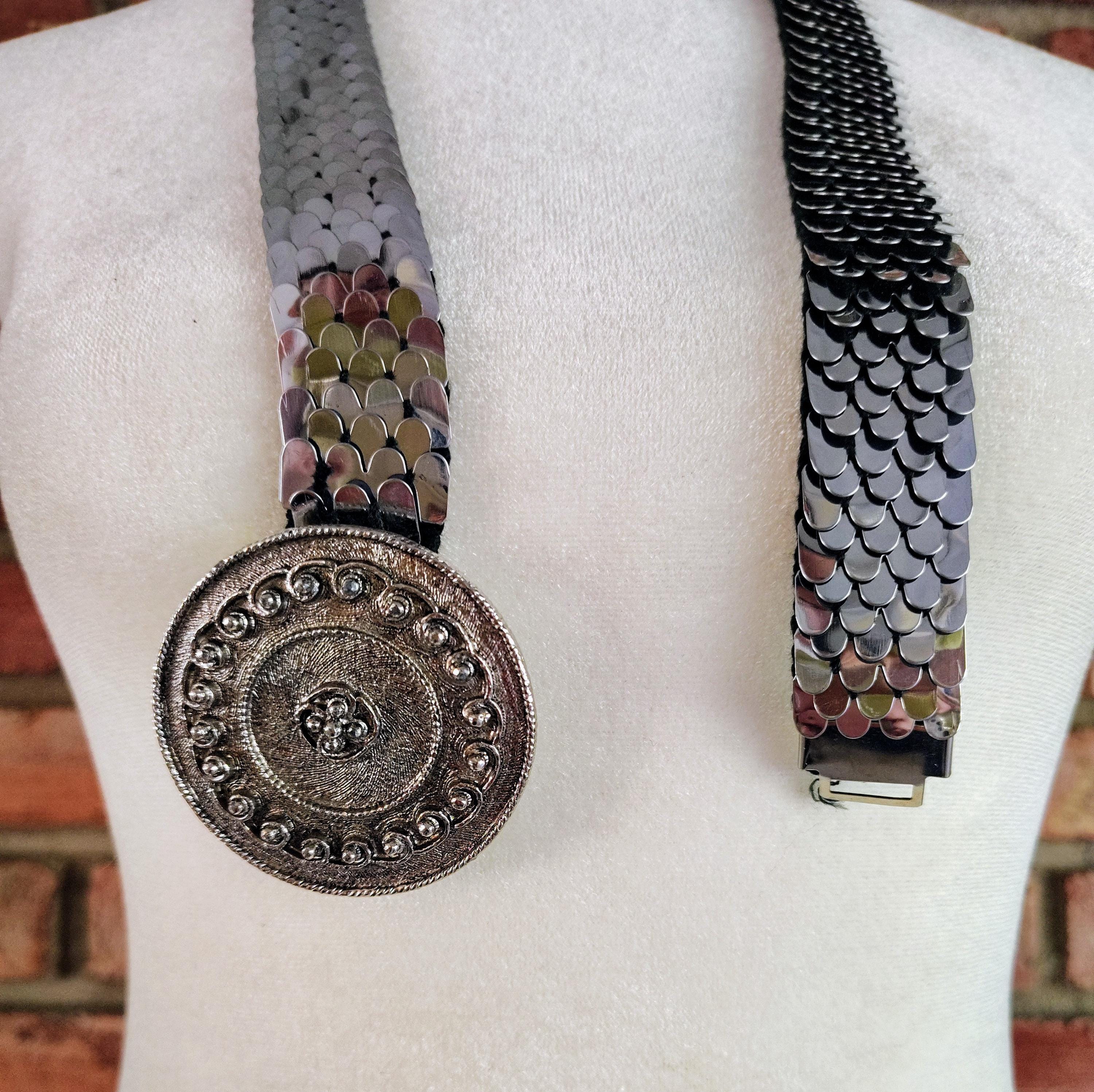 Vintage Silver Metal Stretch Belt: Snake Scale Disco Design 