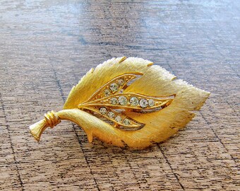 Broche cigale en métal doré signée René GOUIN - Vintage Catégorie Seconde main Pays Paris, France (75