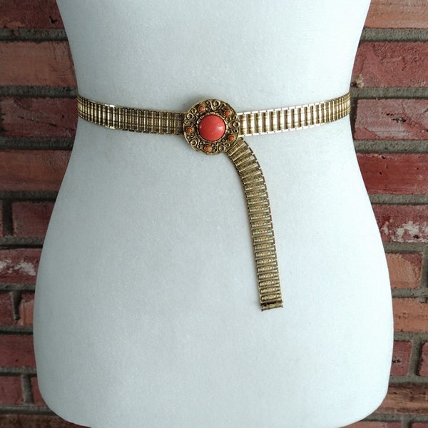 Vintage Metal Belt Gold Metal Textured Links Faux Orange Stones Round Buckle Chain Link Retro Adjustable