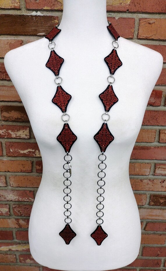 Vintage Chain Belt Acrylic Plastic Black and Red … - image 4