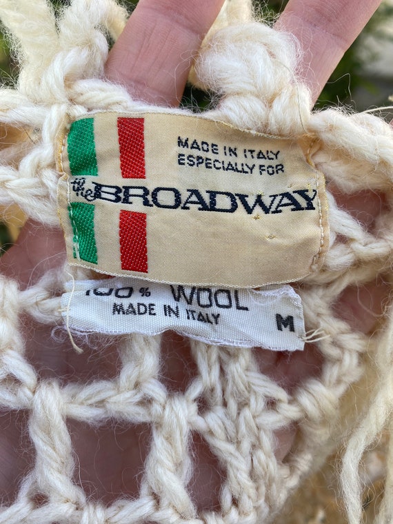 Vintage 1960’s Boho The Broadway Wool Knit Poncho… - image 7