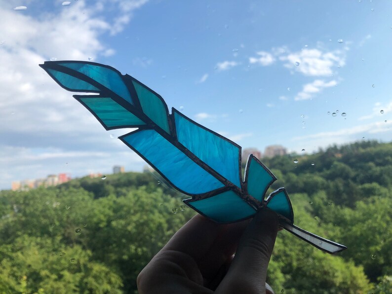 Turquoise Feather Suncatcher Feather Stained Glass Window Hangings Suncatcher for outdoor Feng Shui Decor Birthday Gift
