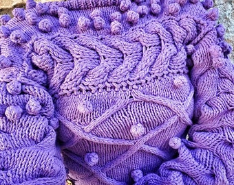 Modischer Frühlings Baumwollpullover, Einzigartiger handgemachter Lila Pullover, Zopfmuster, Lila Pullover, Baumwollpullover, Lila Pullover