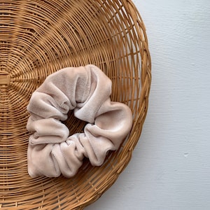 Cream velvet scrunchy