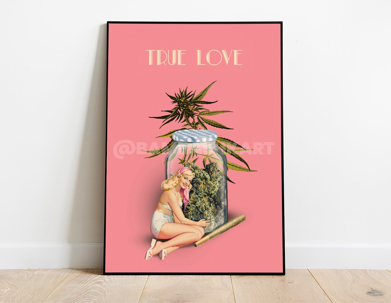Impression D'Art Pin Up Années 50 - Filles Et Feuilles De Cannabis - Blonde Libanaise - 300 Dpi
