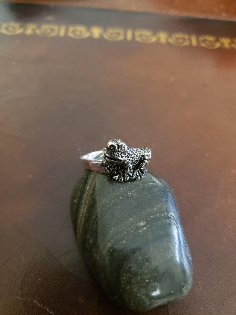 Toad Ring Frog Ring in Sterling Silver