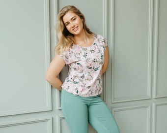 Woman's cotton soft and stretchy pyjama set PANSY, floral printed t-shirt and mint trousers