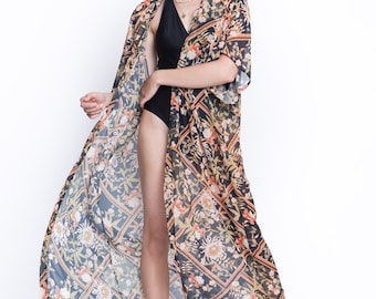 Long beach kimono with exotic flowers print