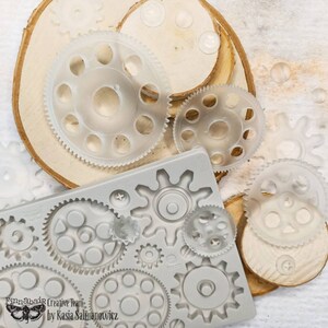 Finnabair &quot;Large Gears&quot; Decor Mould, Food Safe Silicone Mold, Steampunk, Industrial, Use With Air Dry Clay, Hot Glue Or Epoxy Resin