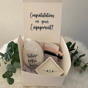 Engagement Gift Box |Bride Gift Box Set | Personalized Engagement Box | Proposal Box FULL Gift Set