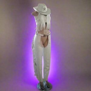 Pantalon western cowgirl femme cuir blanc chaps motard navajo perles Pantalon western cowgirl femme cuir blanc chaps motard navajo perles