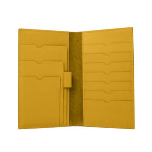 Carteira de viagem de couro feita à mão em amarelo âmbar