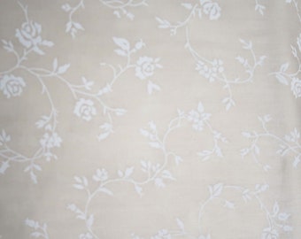 108&quot; Climbing Rose - Antique White