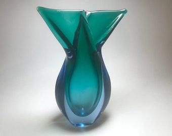 A Large & Rare Mid-Century Flavio Poli Style Murano Split Fish Tail Sommerso Seguso THICK Glass Vase, in Superb Vintage Condition