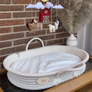 Personalisierter Wickelkorb, Wickeltischkorb, Babykommode, Boho-Kinderzimmeraccessoire, Gehäkelter Neugeborenenkorb aus Baumwolle