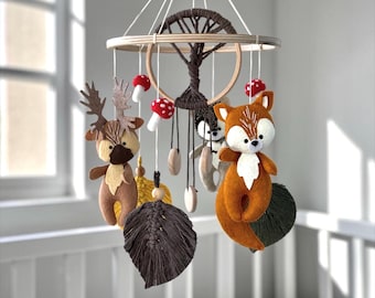 Woodland Baby Mobile, Forest Animal Crib Toy, Neutral Nursery Decor, Boho Baby Gift
