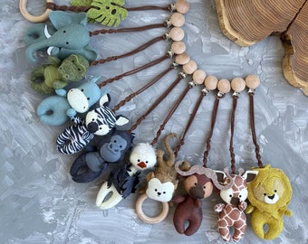 Safari stroller mobile/ Big African stroller toys set/ Baby car seat accessory/ Stroller lanyard/ Pram felt toy/ Jungle baby rattle