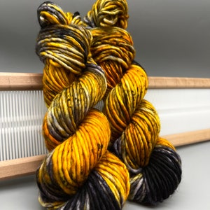 Campfire - Ready to ship - super bulky - single ply - superwash merino wool - hand dyed yarn - knit gift - yellow and gray yarn