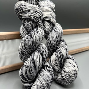 Static ~ hand dyed yarn - lace / sock / fingering / sport / dk / worsted / aran / bulky / super bulky - black / white / gray - knit gift