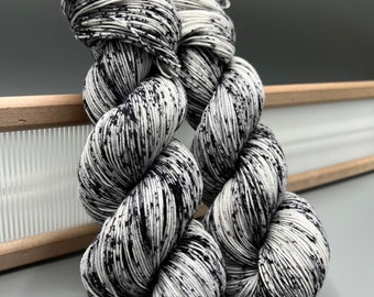 Static ~ hand dyed yarn - lace / sock / fingering / sport / dk / worsted / aran / bulky / super bulky - black / white / gray - knit gift