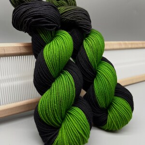 Spiderwort - Ready to ship - worsted - 8 ply - superwash merino wool - hand dyed yarn - knit gift - green yarn - yarn