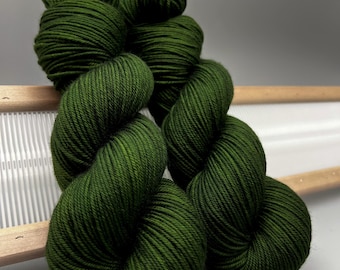 English Ivy Hand Dyed Yarn: Superwash Merino Wool, Green