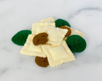 Felt Mushroom Spinach Ravioli | Felt Food | Montessori | Pretend Play Kitchen Toys | Felt Dinner Toys | Dinner Restaurant Kit