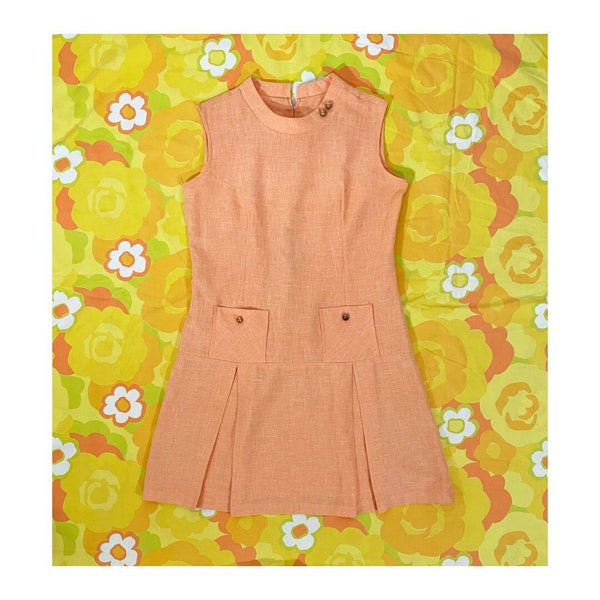 60s Mod Peach Drop Pleat Scooter Dress | Orange Pleated High Neck Shift Dress | XL