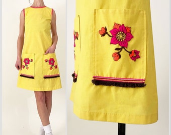 60s Yellow Floral Hand Embroidered Shift Dress | Boho Fringe Yarn Embroidery Minidress | Campus Girl by Yanina | XS / Small