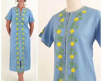 70s Hand Embroidered Floral Maxi Dress | Sky Blue Zip Front Embroidered Kaftan Boho Midi Dress | XS / Small