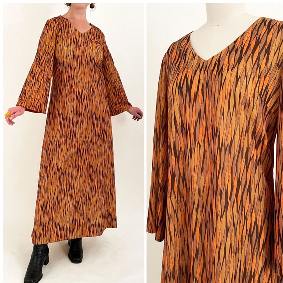 70s Abstract Bell Sleeve Kaftan | Warm Tone Orang… - image 1