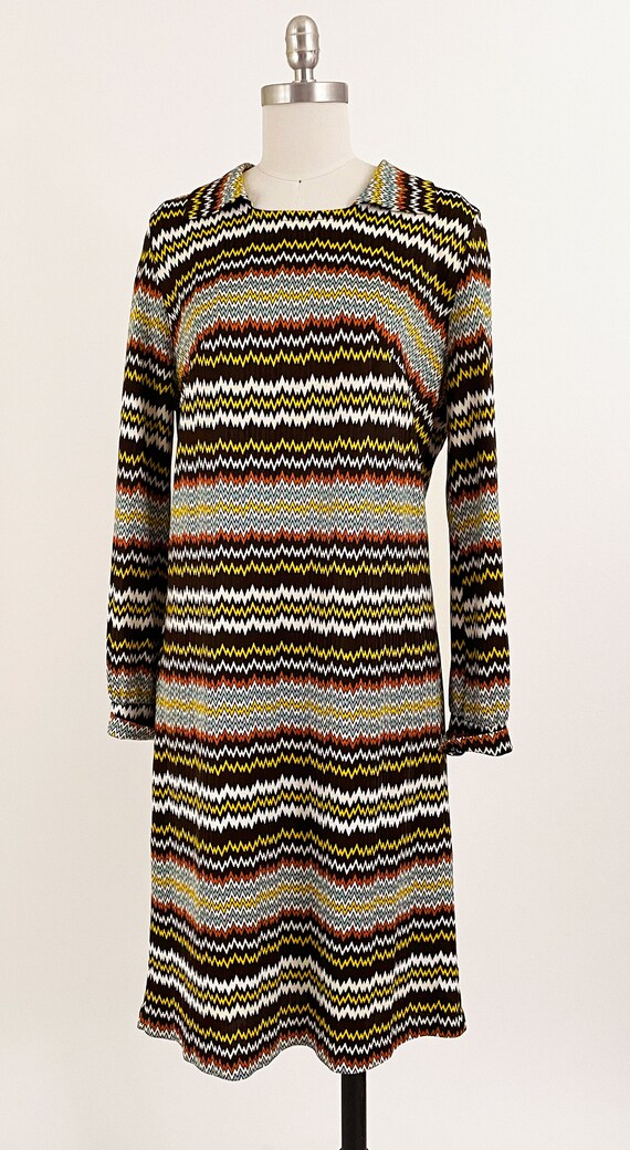 60s Abstract Zig Zag Psychedelic Shift Dress | Te… - image 2