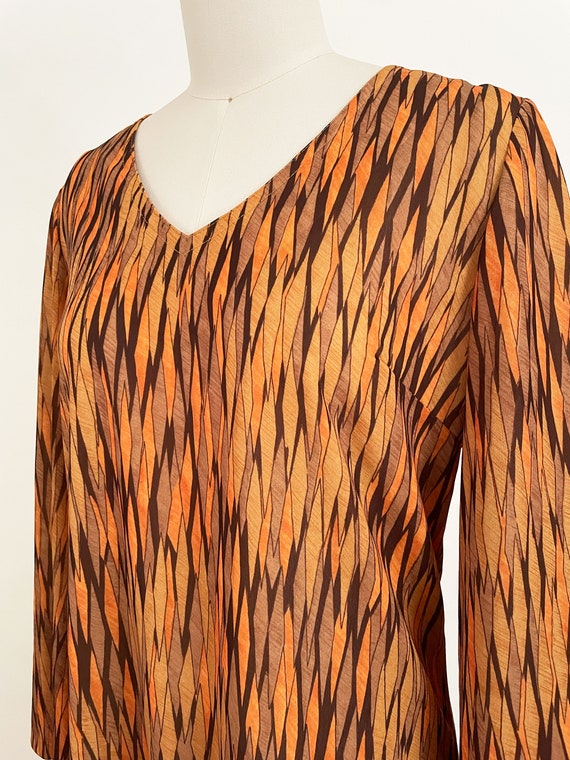 70s Abstract Bell Sleeve Kaftan | Warm Tone Orang… - image 4