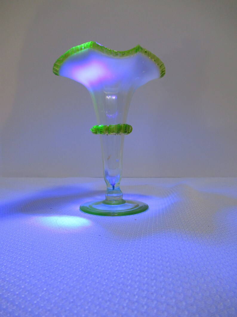 Victorian Art Nouveau Uranium Glass shops Art Glass Ruffled top Ruffled Skirted Vase
