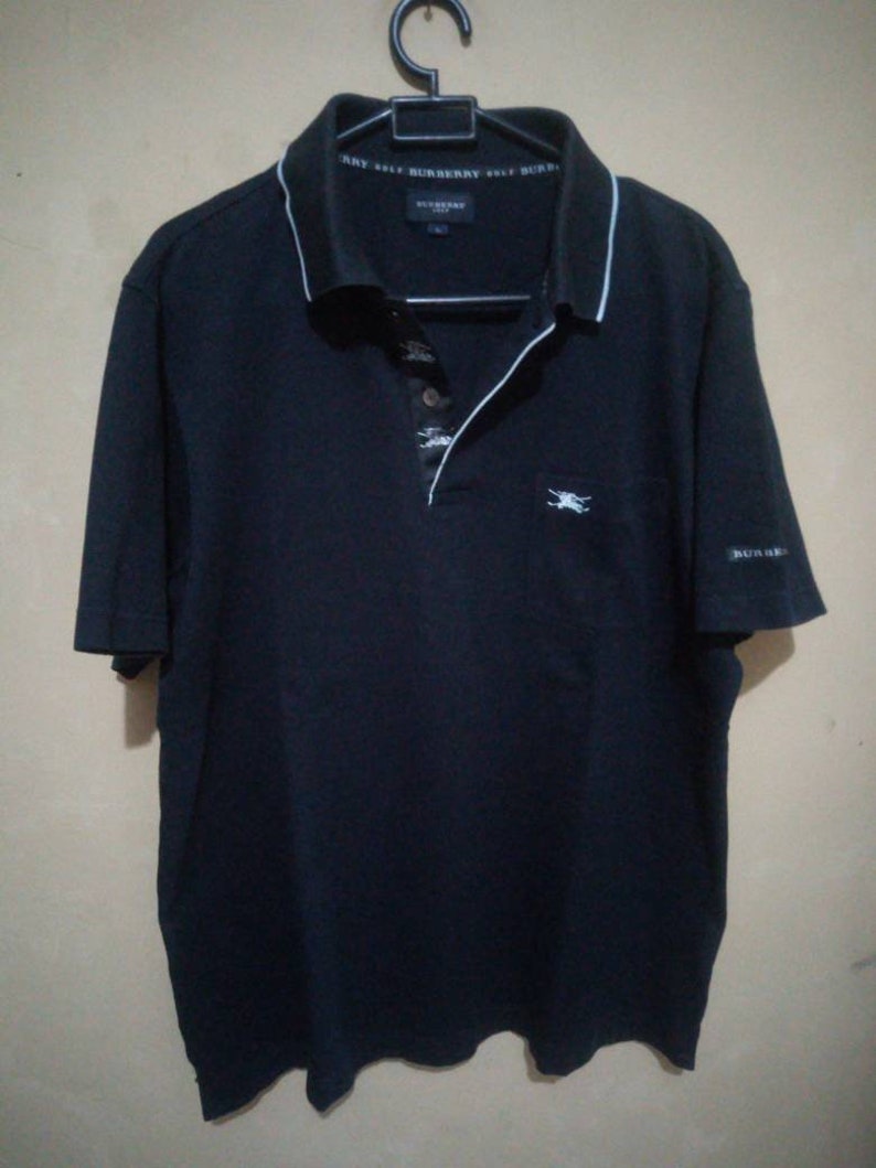 jordan 12 black university gold shirt