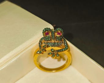 Round Cut Emerald Frog Ring Ladies Ring, Animal Ring For Women's, Anniversary Gift, 925 Sterling Silver 14K Yellow Gold Plate, Frog Ring