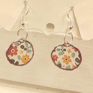 Floral resin Earrings, Lightweight Earrings for Her, Nature Themed Handmade Earrings,  Gift