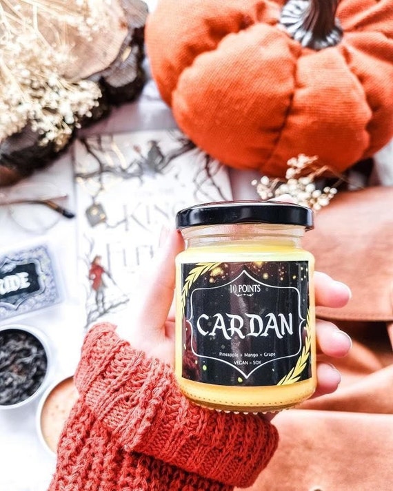 Cardan Cruel Prince, the Folk of the Air Inspired Soy Candle Scent Notes:  Pineapple, Mango N Grape 